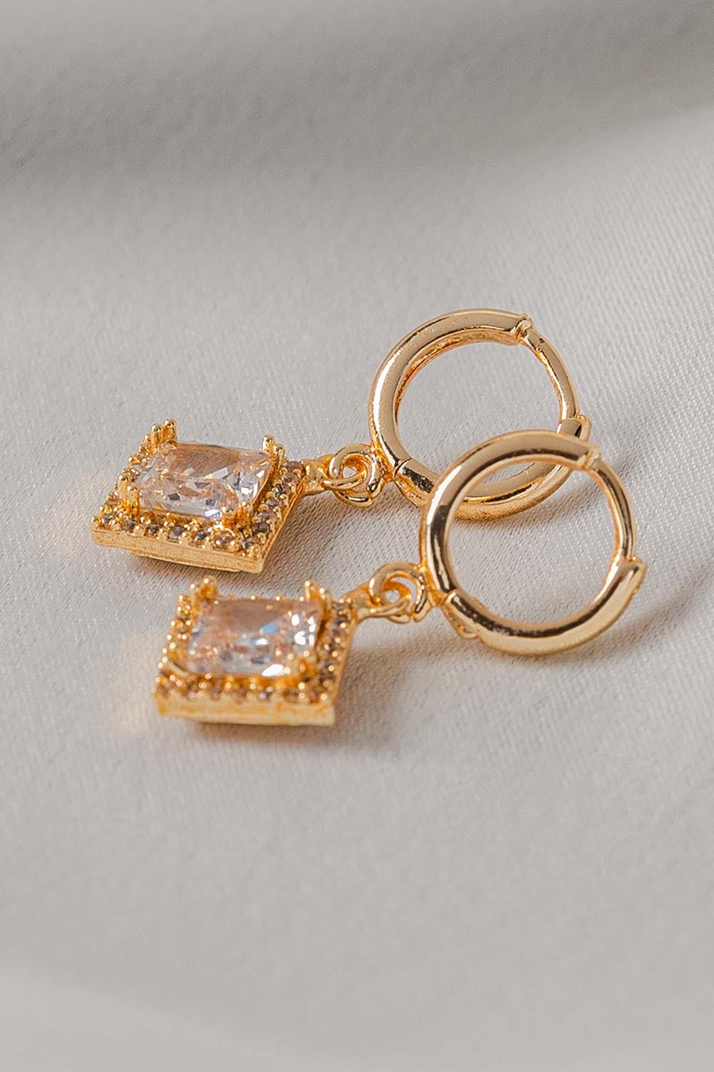 English Lock Earrings